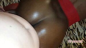 Dr Pussy2 Ebony Casada Surpresa Marido Lingerie Vermelha Sem Cuecas Dia São Valentim Fodida Força Óleo Bunda Grande