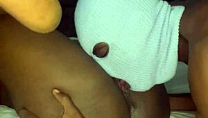 Big Ass Baddie Says No to Condoms During Doggystyle!