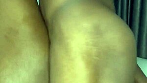 Big Ass Baddie Says No to Condoms During Doggystyle!