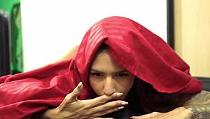 Oh, Ayah Tiri Salah Anggap Saya Ibu Dan Isi Saya Dengan Air Mani Dengan Silap...