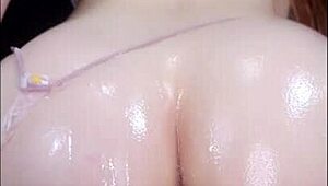 How long can you last watching this thick PAWG ride a huge dildo to climax?!