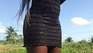 Crazybitch teases with her big ass twerking outdoor