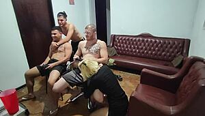 to je bila samo video igra, a vsi so končali v biseksualni bareback zabavi z jebanjem