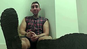 i seduced my stepdads twin, that rugged macho man, with my feet!
