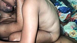 Gay bareback akció orgiája hajnalban geil szomszédokkal klubozás után