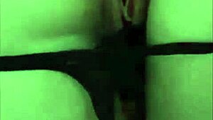 worship my sexy fat ass and foot aroma, i crave your devotion