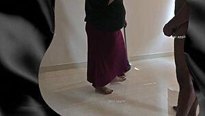 Tamil maid Sreelatha sneaks a quick suck on owner’s cock while wife’s away.