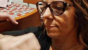 Тереза знае как да задоволи любовника си перфектно.