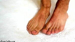 Adoring the Huge Feet of This Sexy Gay Man.