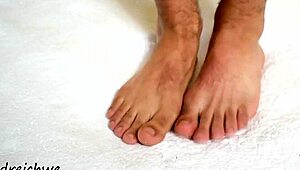 Adoring the Huge Feet of This Sexy Gay Man.