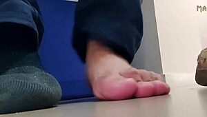 Step-gayisä ja kuuma DILF-stepsetä kumifetississä