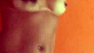 era pra ser s� um churrasco mas a safada deu pra 2 no pelo e tomou muita porra e deu o cuzinho