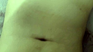 Amateur peruvian girl in her first casting interview session