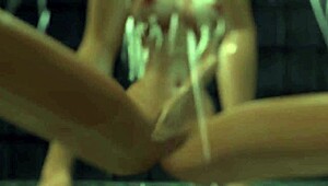 hey, wanna see mera firelyte slay as an intergalactic slut at kitty club in s2e5?