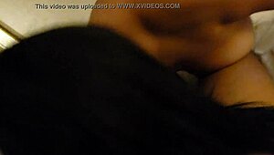 Milf Karibia Gila dengan Dorongan Kontol Dalam di Aksi Kuba Panas. Dia Haus Setiap Inci Di Dalamnya!