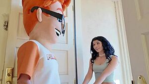 i love watching harley haze in doggystyle taking cum in mouth