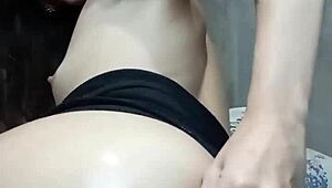 Young Girl Says, 'Fuck My Hot Ass.'