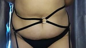 hey, do you like my curvy ass? be honest with me, okay?