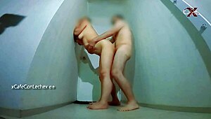 Follando sabrosa culona teen, moves like pro in ass play!