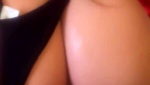 O Padrasto Ficou Chocado! Sex Toy Shock When He Returned Home!