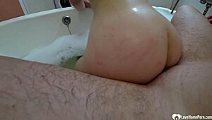 Ever seen an amateur couple banging hard in a bath tub like this?