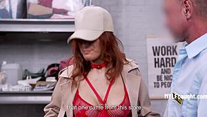 Ketangkap lebih dari yang diharapkan dengan security guard Elise London di Mylfcaught