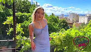 Chloé, vraie coquine, se fait REMPLIR LE FIAK.