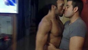 yuri gaúcho gets a dripping brazilian creampie in this steamy clip