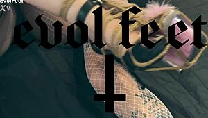 craving a wild bondage and foot worship session, anyone joining me?