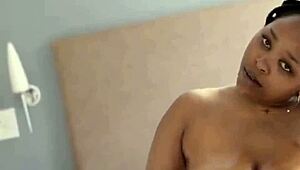 Meet sexy BBW Thando