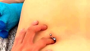 Feeling so good fingering this beautiful Latina navel