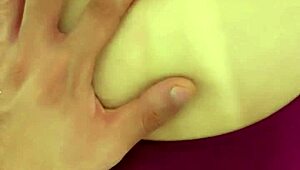 Feeling so good fingering this beautiful Latina navel