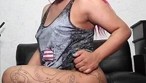 webcam girl personalized video live virtual girlfriend pov with milf features