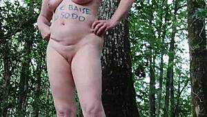 2024 07 16, esclave f in forest for homemade exhibition session