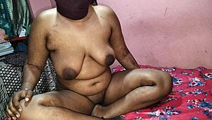 omg, pizza guy peepin thru my door while i’m touchin myself needin a huge cock