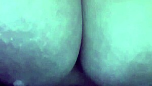 Big tits babe going wild with dildo action, damn hot! 😜