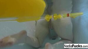 Sexy Nadia Bathes With Rubber Duckies in Solo Play