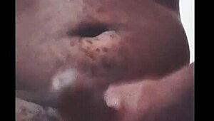 naboen stønner så jævlig høyt tåler du denne kjempe kuken?