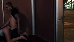 Bayi digenjot kasar dipukul dom asing di umum