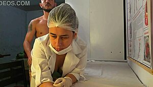 患者勃起して看護師を巨根で激しくハメまくり