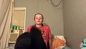 dirty white girl feet