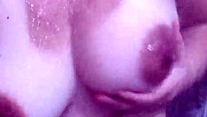 I crave feeling your hot load dripping all over me