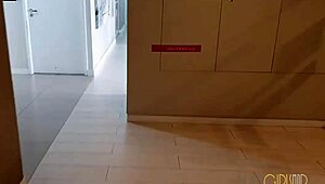 Tourist Finds Match with Larissa