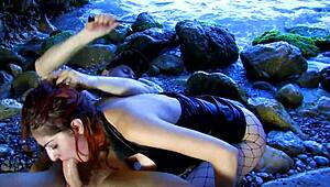 Ongelooflijke ruige sessie met geile vriendin kreunend van strakke natte kut