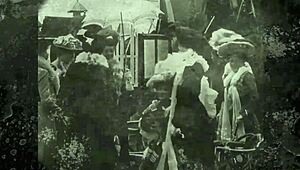 uh, i think them old erotic drawins are kinda cool