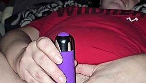 Solo milf cums with big pink pussy