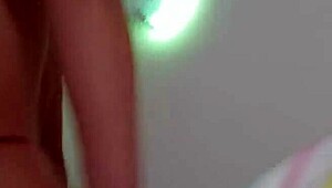 I bang my Latina roommate just days after moving in