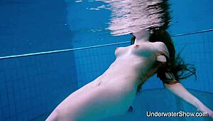 wow, sexy girl flaunts stunning body underwater in bikini