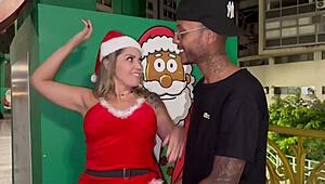 Nezaboravna božićna noć sa Brazilkinjom deepthroat mokrim željama