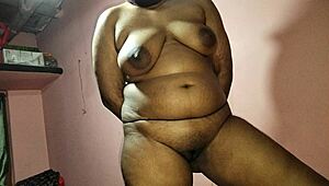 Dever Fucks Hungry Bhabi On Bed